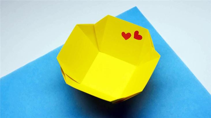 幼儿园手工折纸教程：让孩子的创造力飞翔(2)