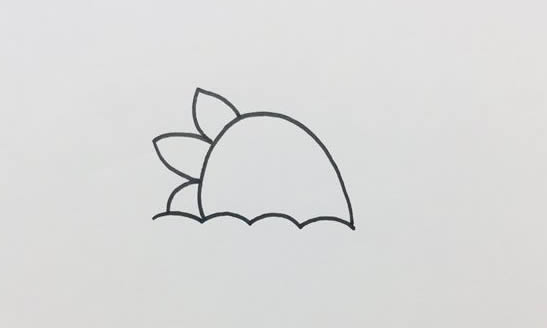 草莓生日蛋糕简笔画教程 草莓生日蛋糕简笔画教程